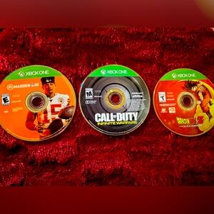 Xbox gamr disc bundle Madden nfl 20, Dragon Ball Z Kakarot, COD Infinite Warfare